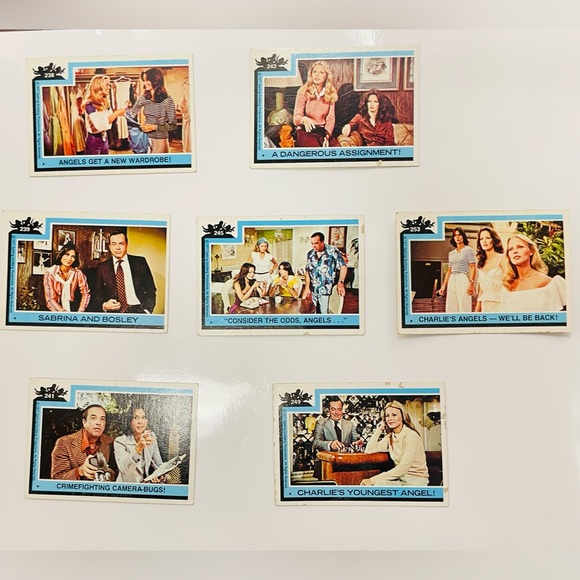 Vintage 1977 Charlie’s Angels TOPPS Trading Cards (Blue Outline) - Series 2 & 4 - Picture 7 of 8